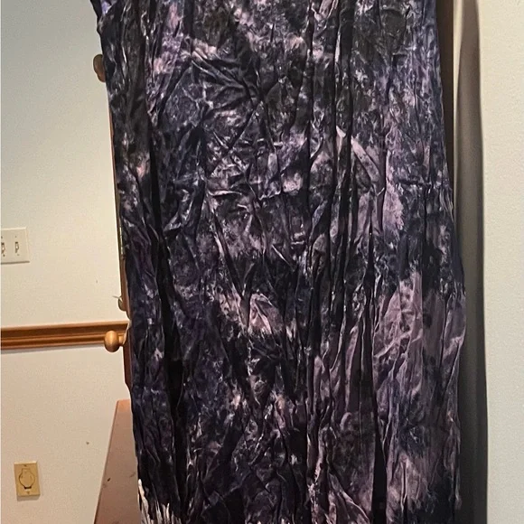 Shoreline Purple and Blue Midi Dress - Picture 3 of 3